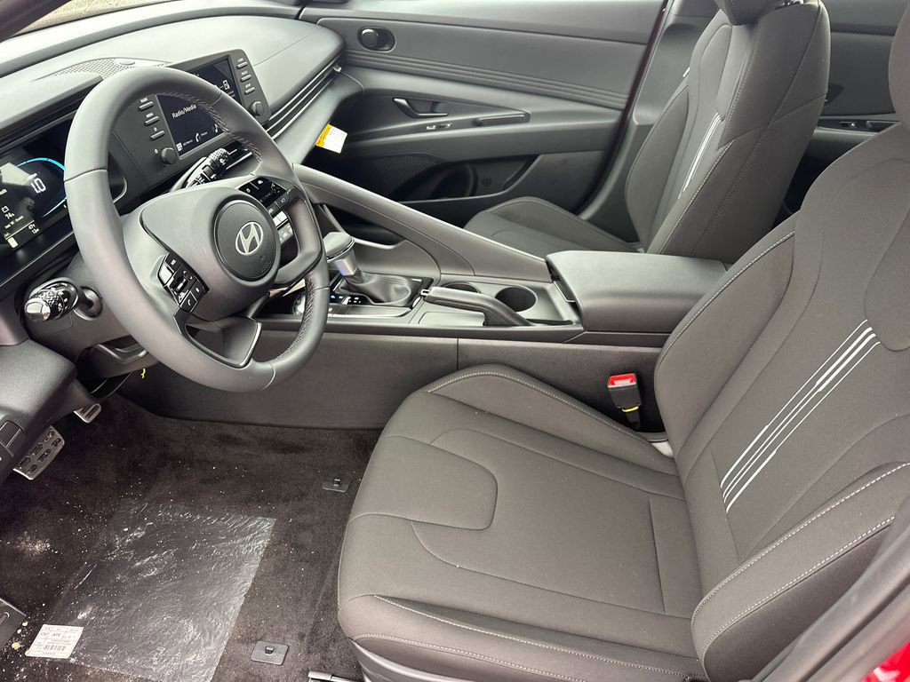 New 2026 Hyundai Elantra Sport w/ Cargo Package image 9