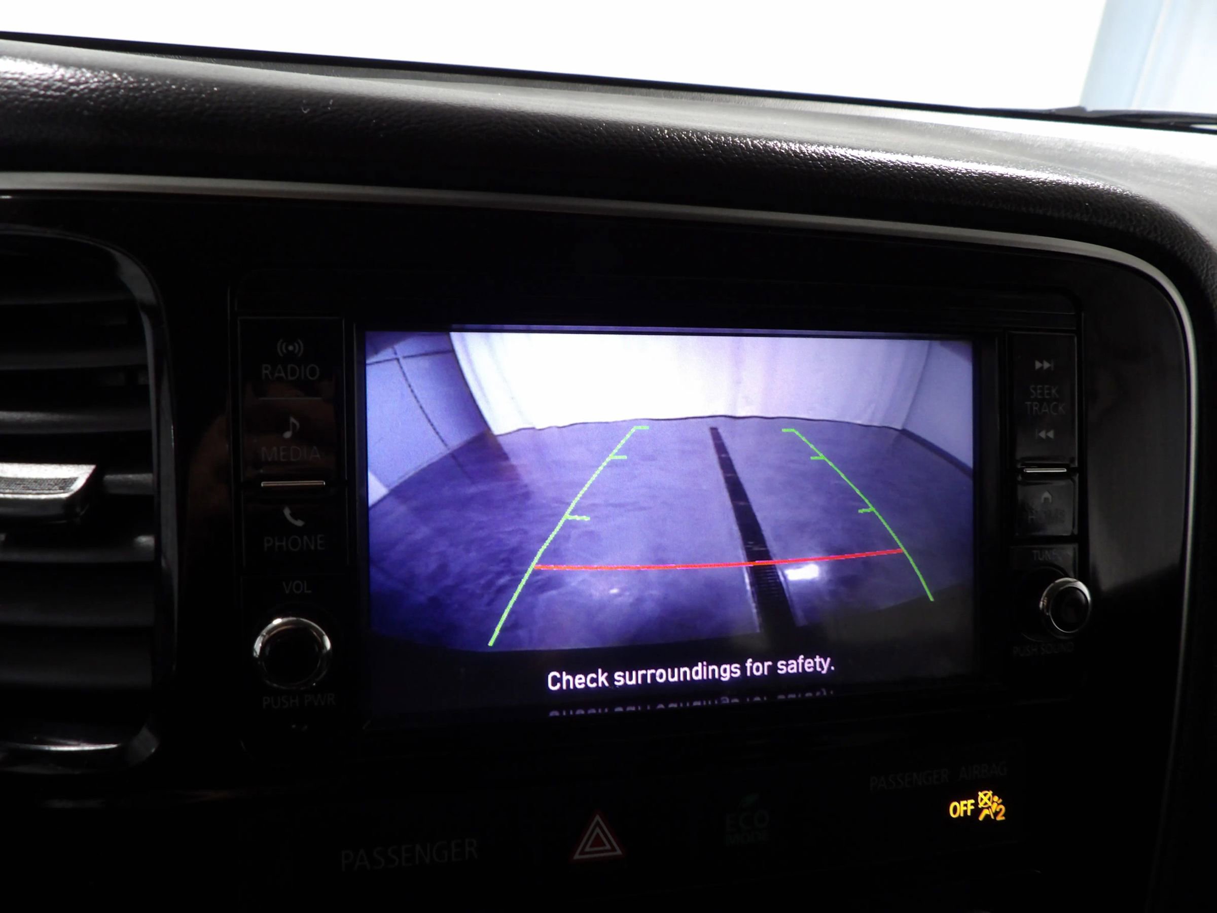 Used 2018 Mitsubishi Outlander ES image 16