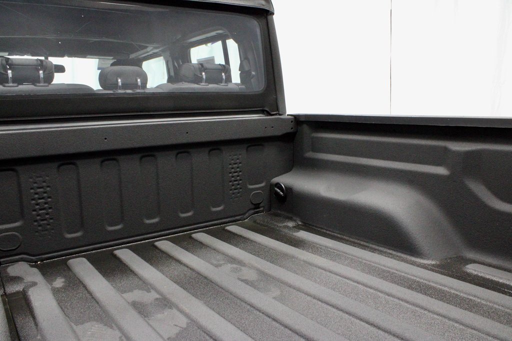 Used 2024 Jeep Gladiator Sport image 14