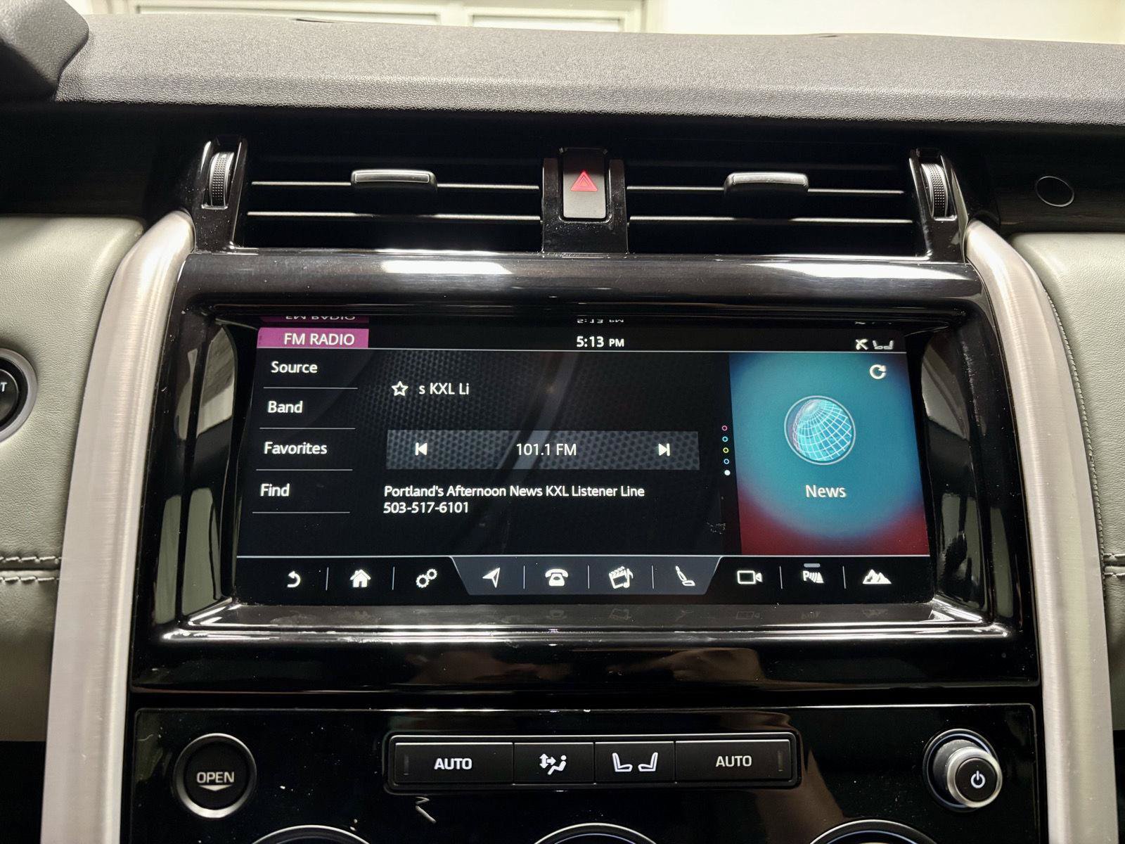 Used 2017 Land Rover Discovery HSE Luxury AWD/4WD image 42