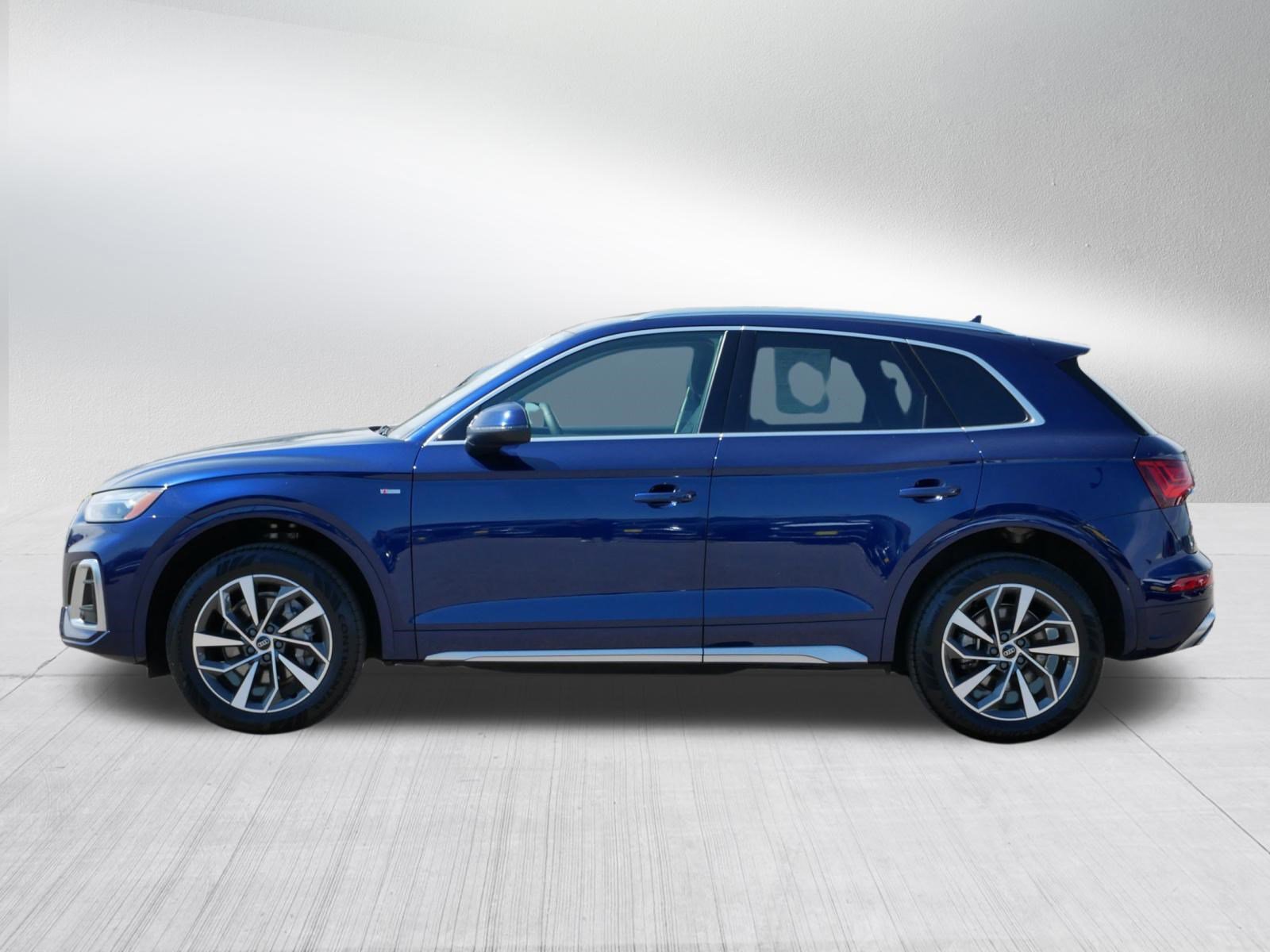 Used 2024 Audi Q5 2.0T Premium image 4