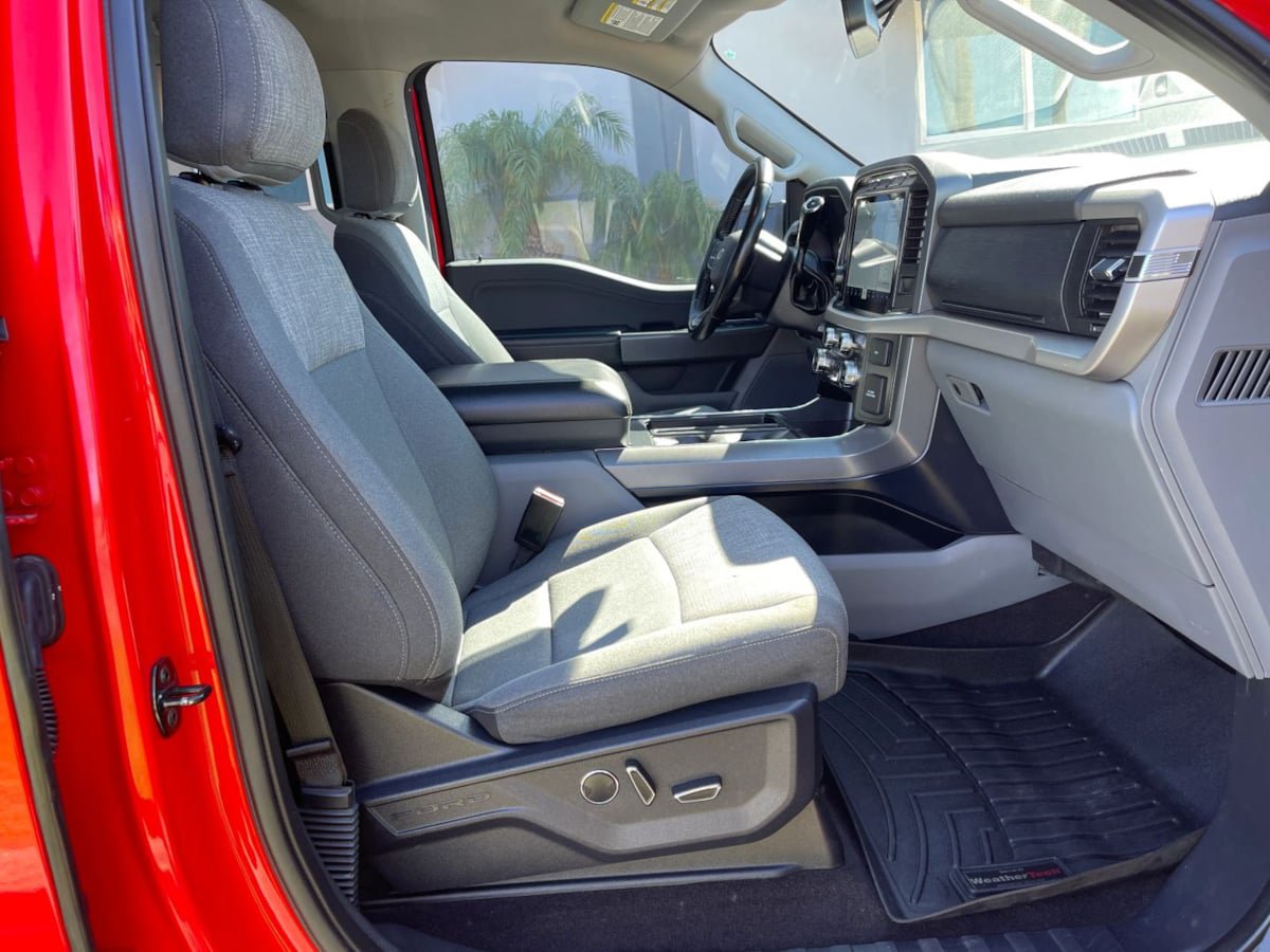 Used 2021 Ford F150 XLT w/ Equipment Group 302A High RWD image 25