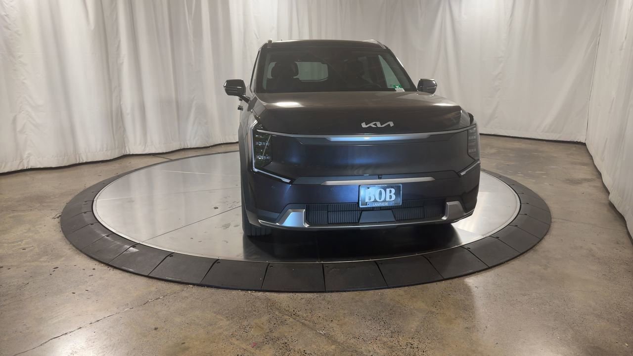 New 2026 Kia EV9 Wind AWD/4WD image 4