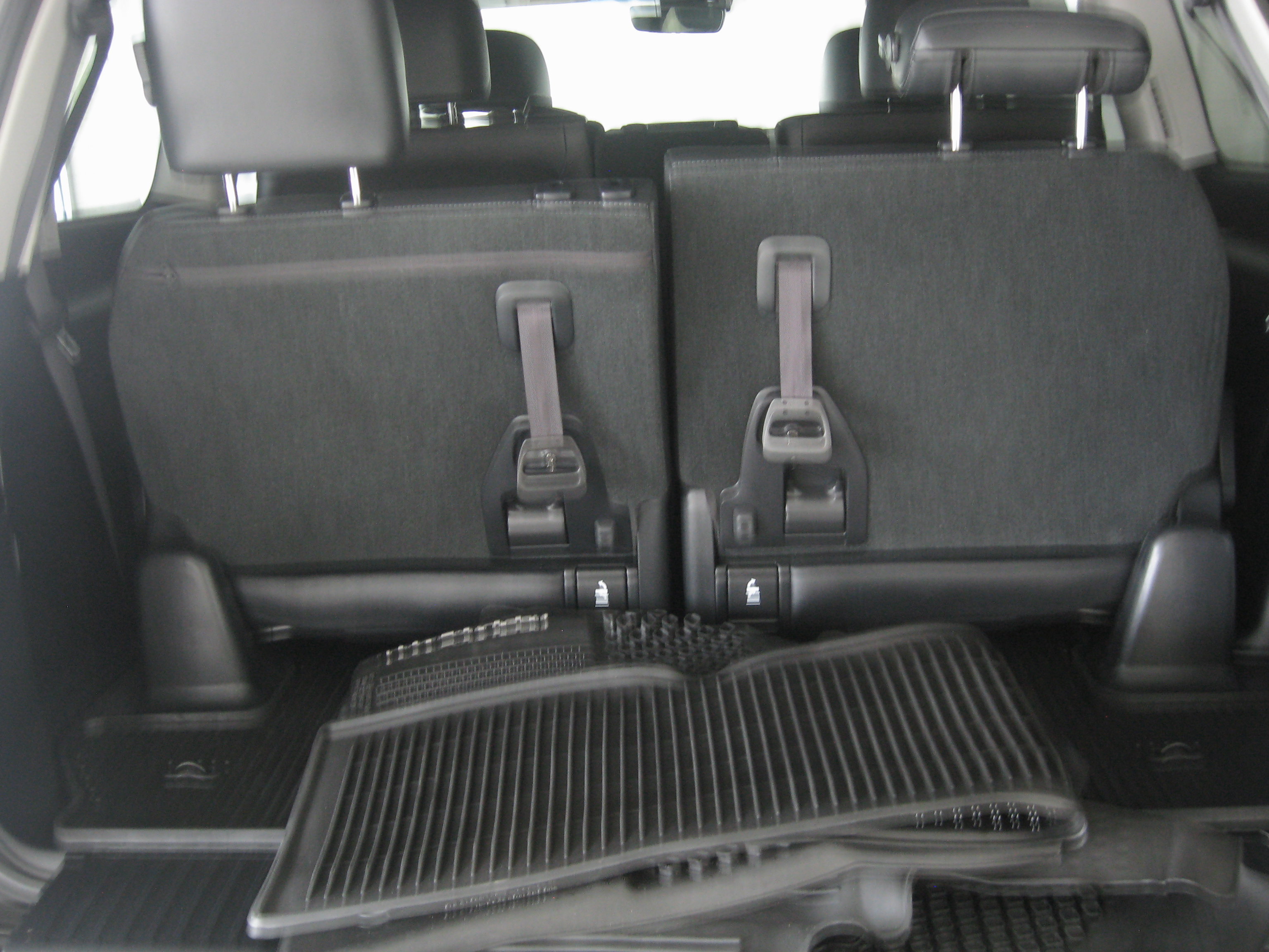 Used 2018 Toyota Land Cruiser image 22