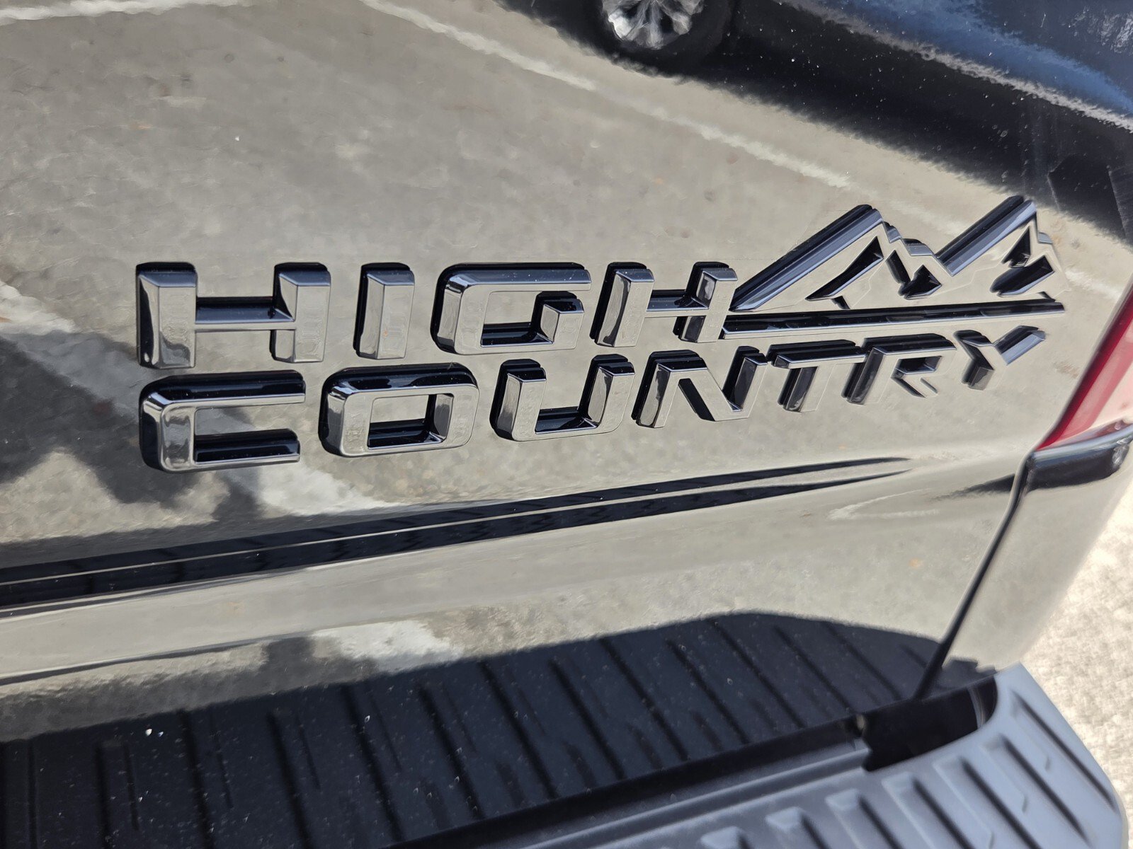 New 2026 Chevrolet Silverado 1500 High Country AWD/4WD image 21