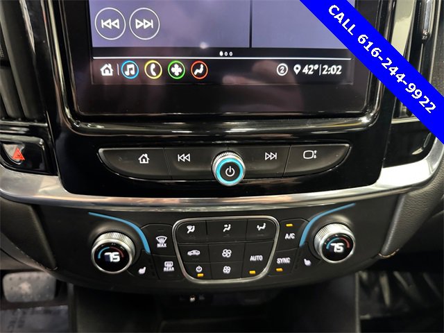Used 2020 Chevrolet Traverse LT w/ Driver Confidence II Package image 8