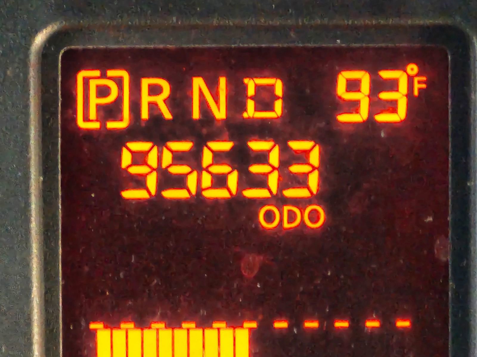 Used 2018 Nissan NV 2500 S image 32