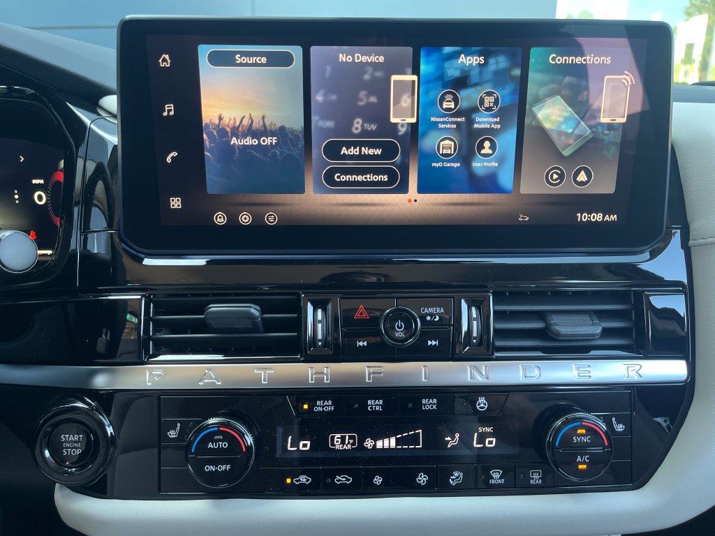 New 2026 Nissan Pathfinder SL FWD image 18