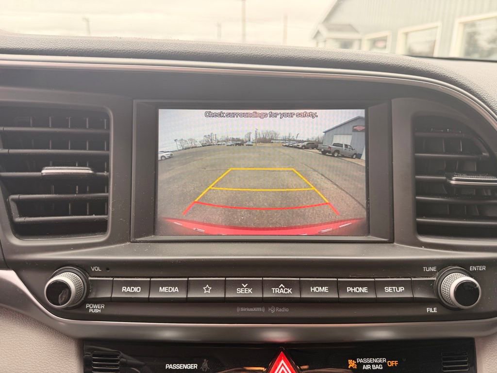 Used 2020 Hyundai Elantra SEL image 19