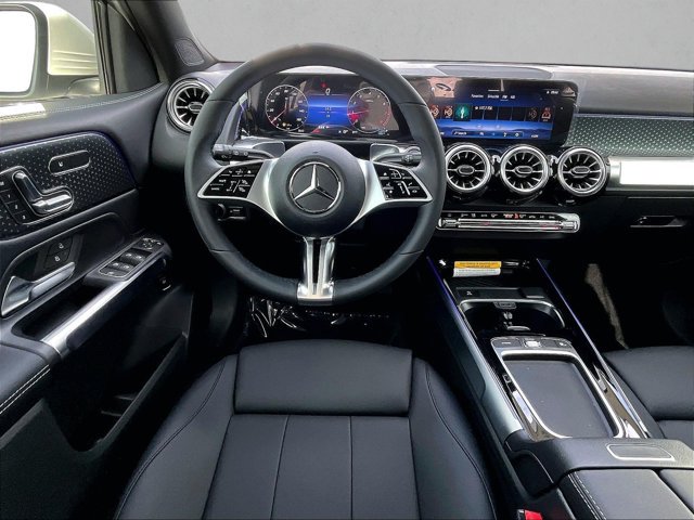 New 2026 Mercedes-Benz GLB 250 image 18