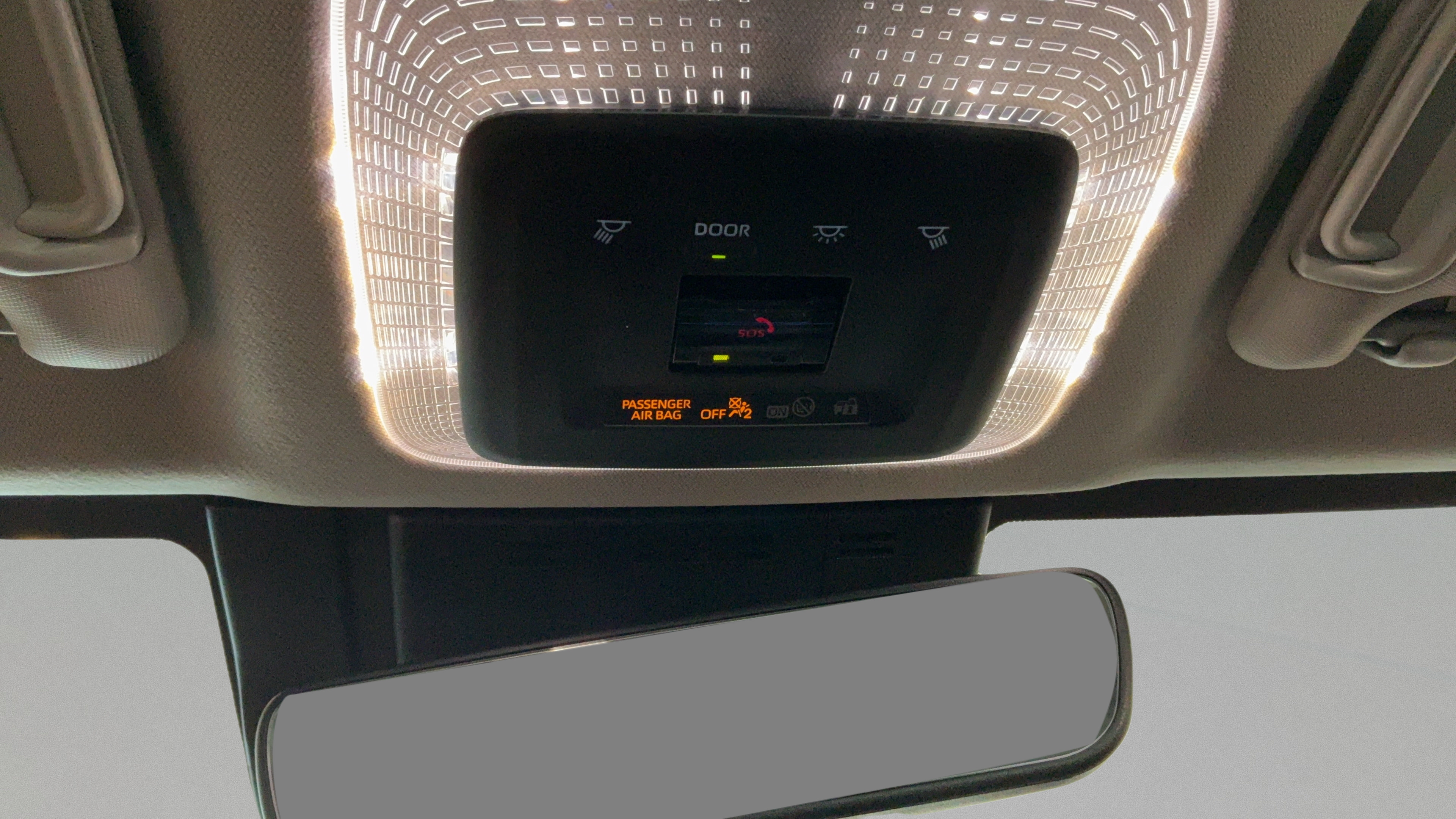 Certified 2025 Toyota Prius XLE FWD image 18
