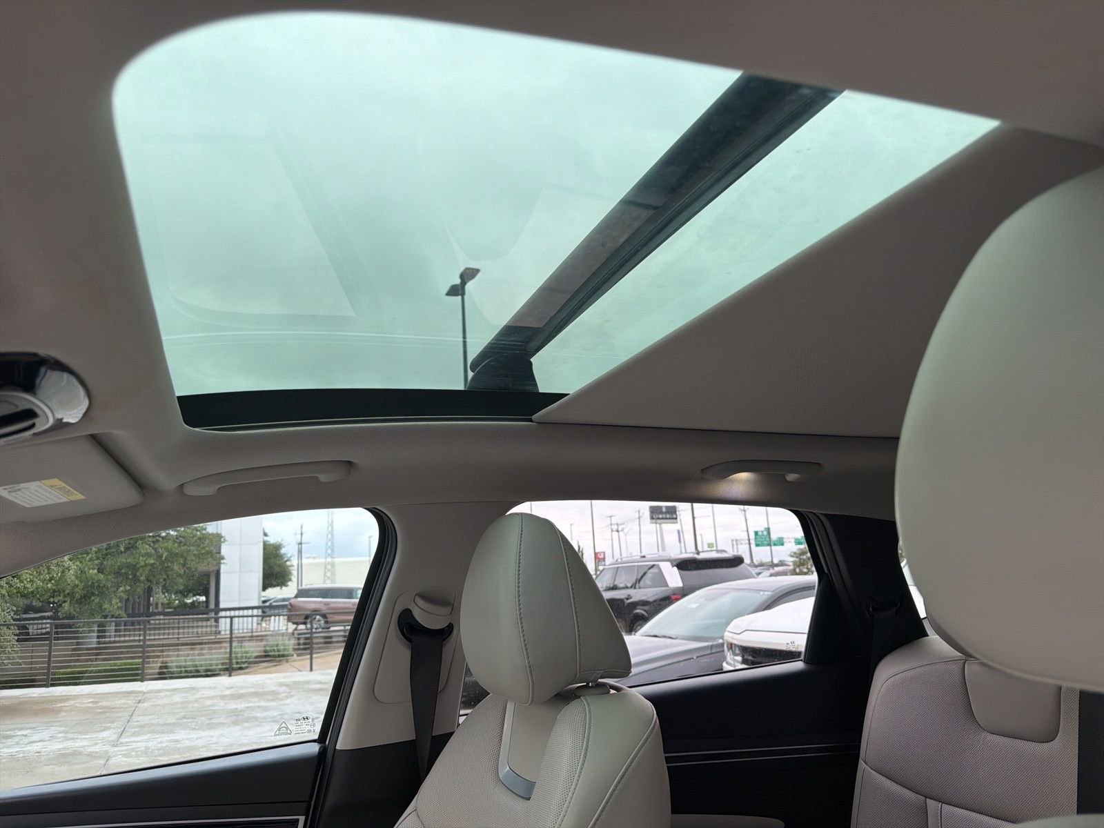 Used 2022 Hyundai Tucson Limited FWD image 10