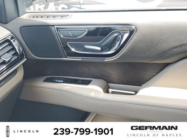 Certified 2024 Lincoln Navigator Premiere AWD/4WD image 29