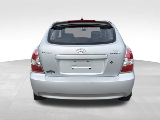 Used 2009 Hyundai Accent GS w/ Popular Equipment Pkg 2 image 4