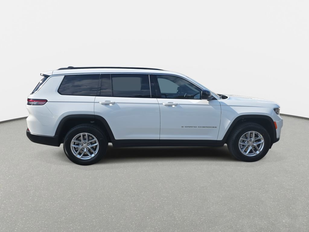 New 2026 Jeep Grand Cherokee L Laredo AWD/4WD image 4