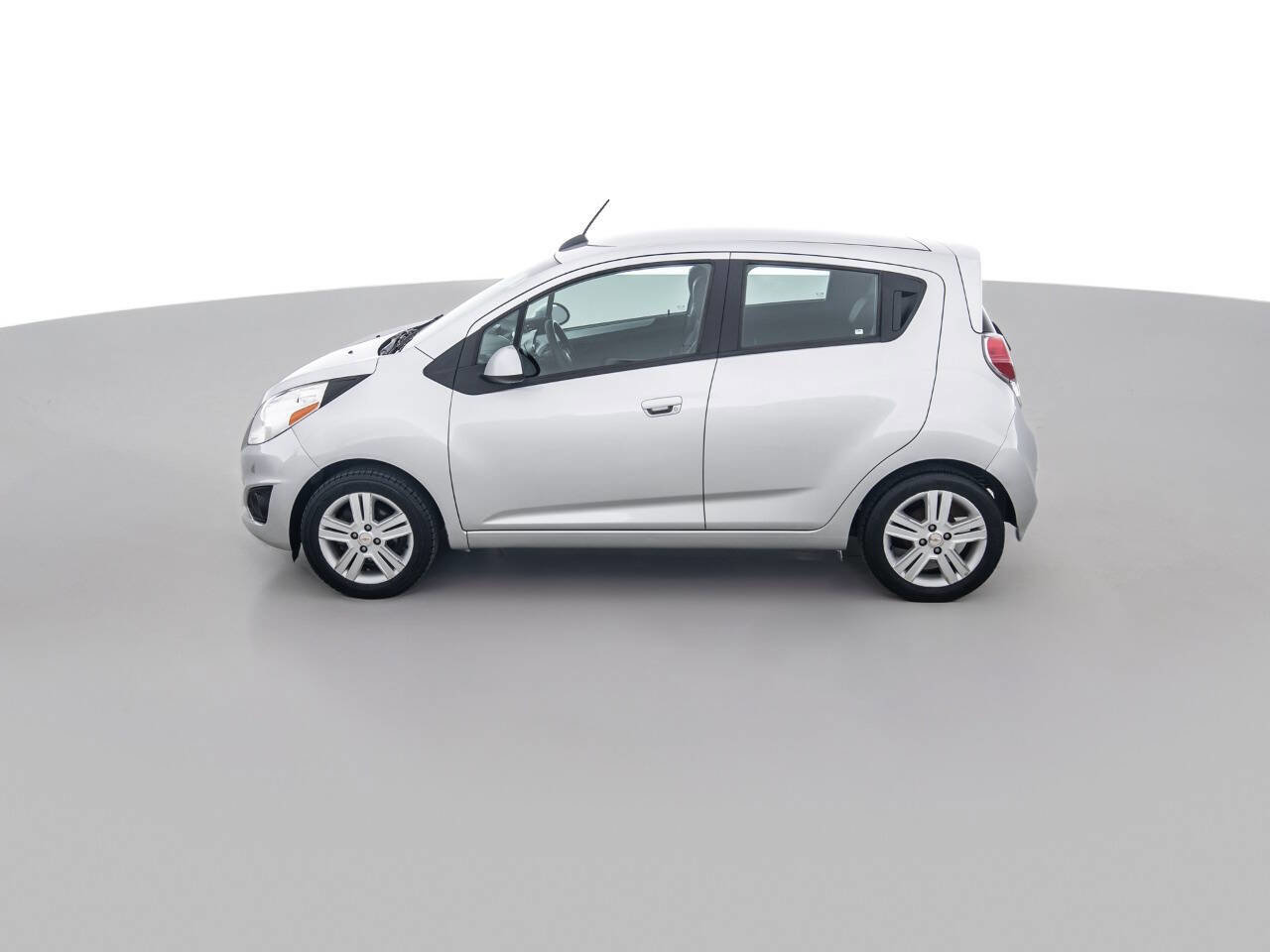 Used 2015 Chevrolet Spark LT image 8