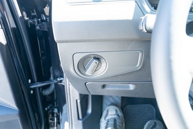 Certified 2023 Volkswagen Tiguan SE FWD image 26