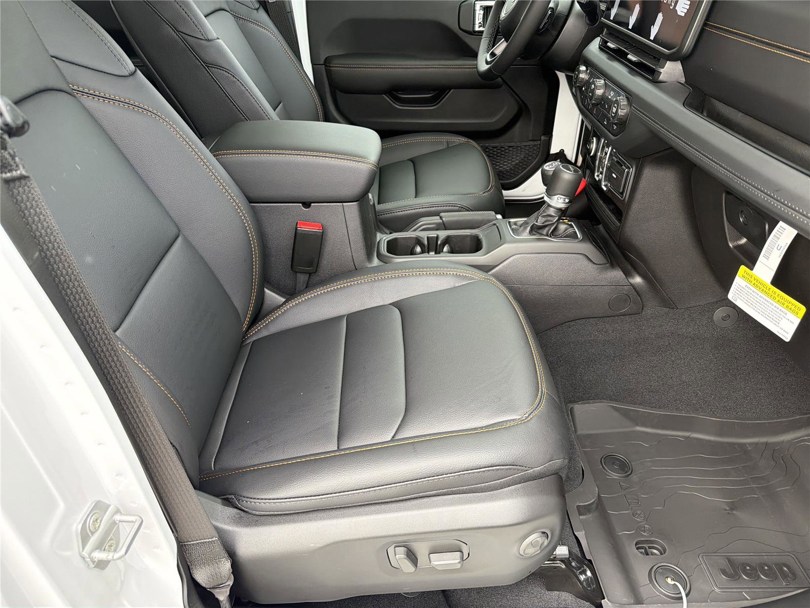 New 2026 Jeep Gladiator Sahara image 14