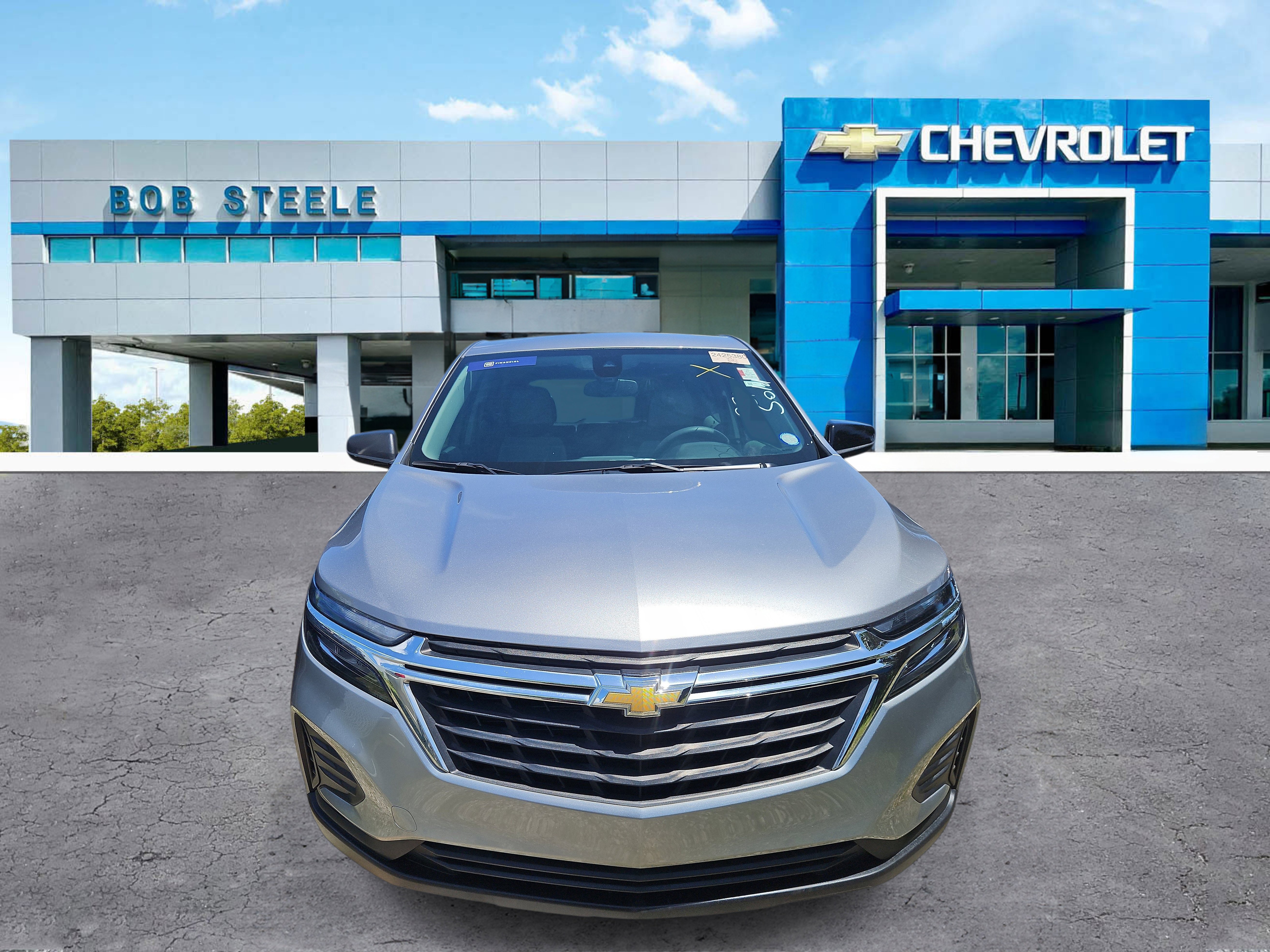 Used 2024 Chevrolet Equinox LS FWD image 2