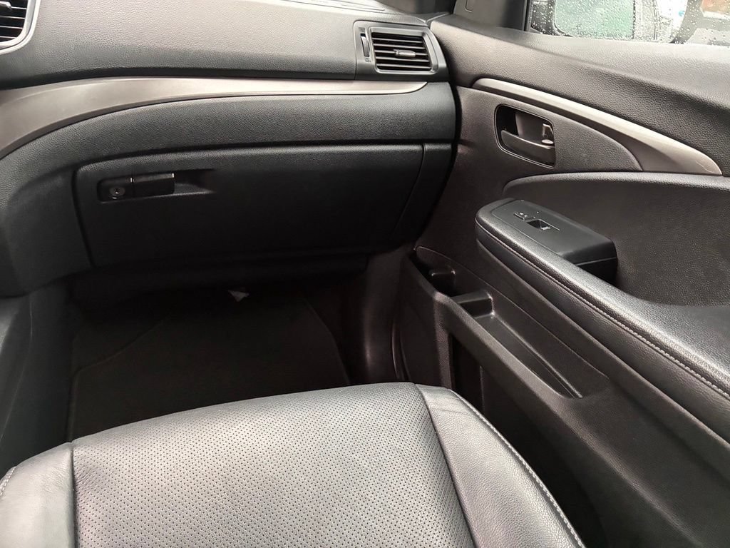 Used 2023 Honda Passport EX-L image 37