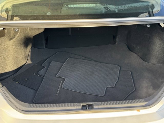 Certified 2018 Toyota Camry LE image 37