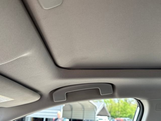 Used 2022 Nissan Altima 2.5 SV w/ SV Premium Package image 16