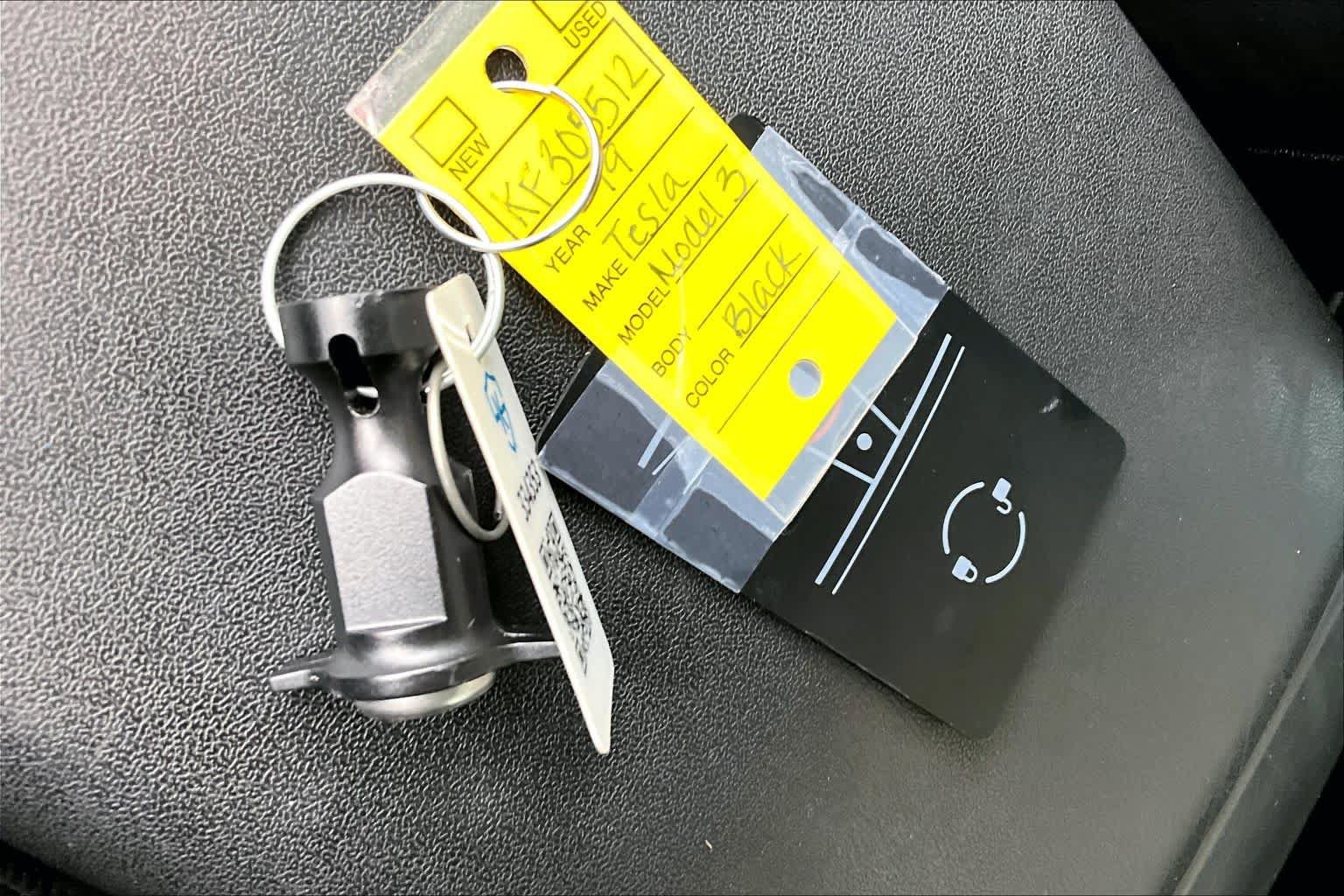 Used 2019 Tesla Model 3 Long Range RWD image 13