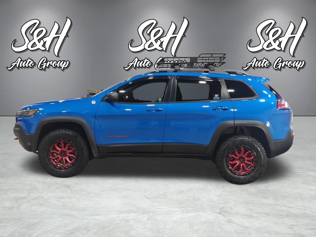 Used 2020 Jeep Cherokee Trailhawk image 18