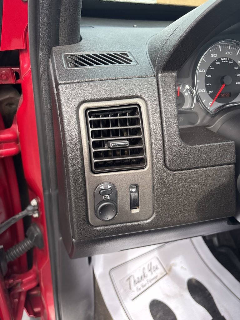 Used 2006 Pontiac Torrent AWD w/ Preferred Package image 45