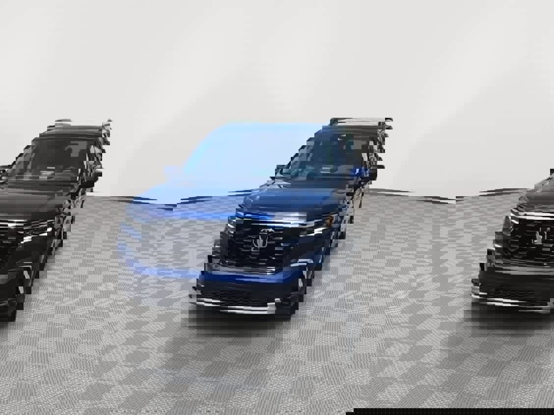Certified 2024 Honda Pilot Touring image 3