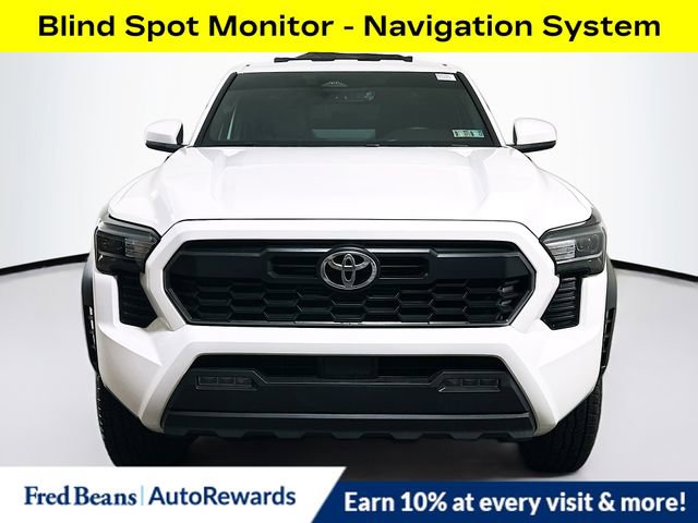 Used 2025 Toyota Tacoma TRD Off-Road image 2