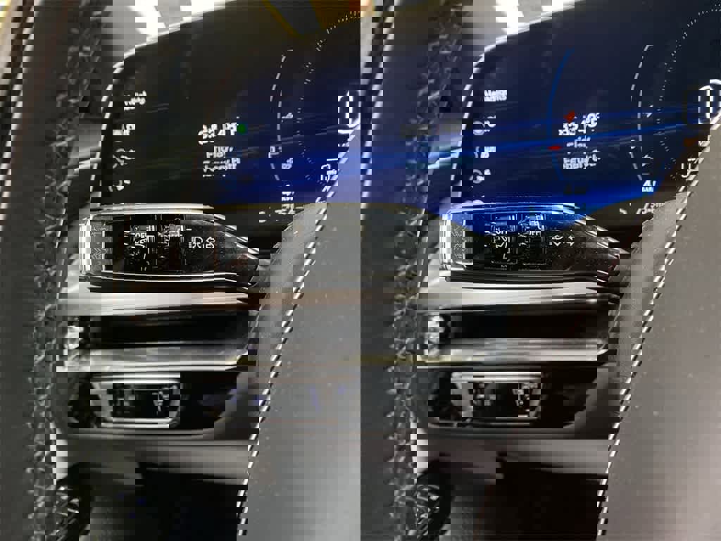 Certified 2025 Cadillac Lyriq Sport image 23