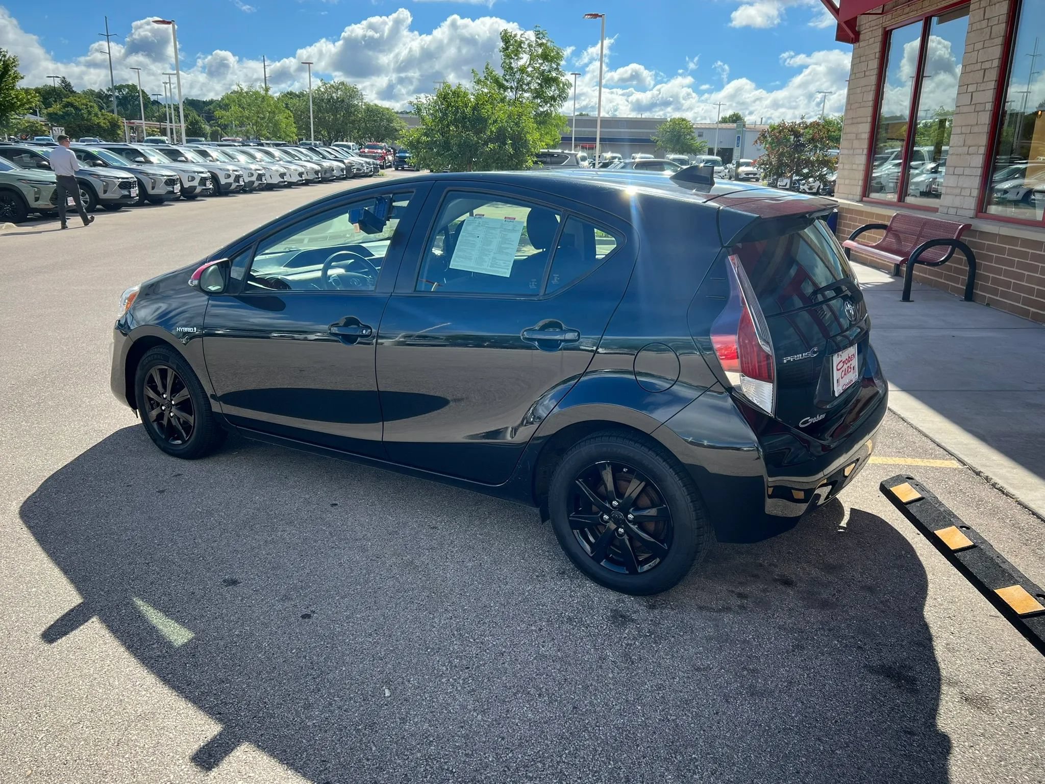 Used 2016 Toyota Prius C Persona Series FWD image 5