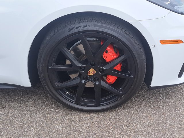 Certified 2025 Porsche Panamera 4 image 11