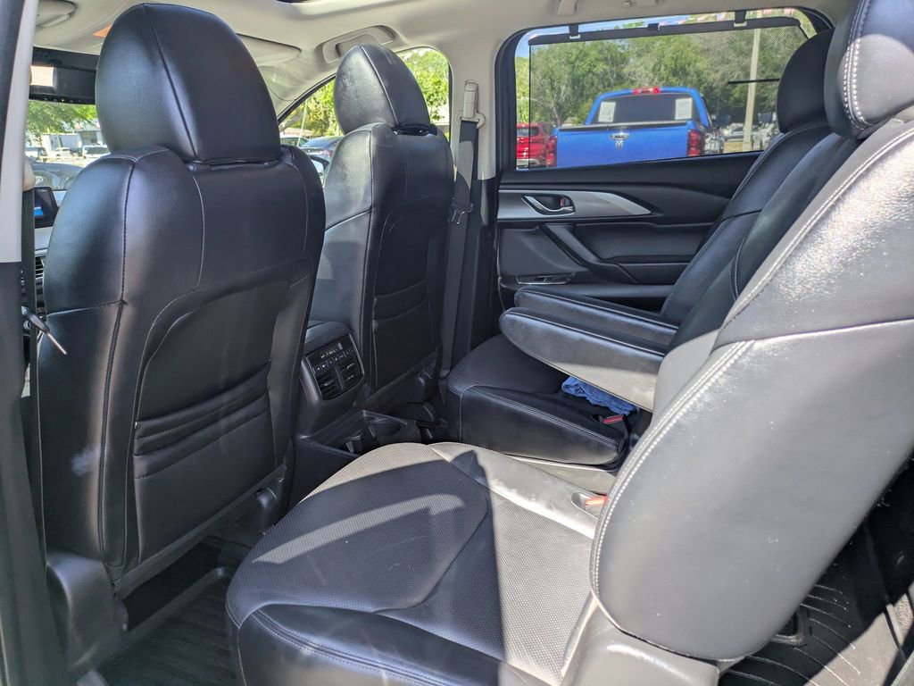 Used 2022 MAZDA CX-9 Touring w/ Touring Premium Package image 14
