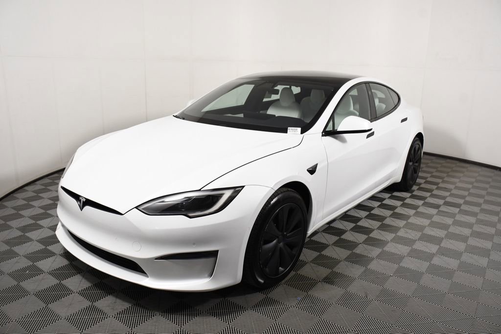 Used 2022 Tesla Model S image 1