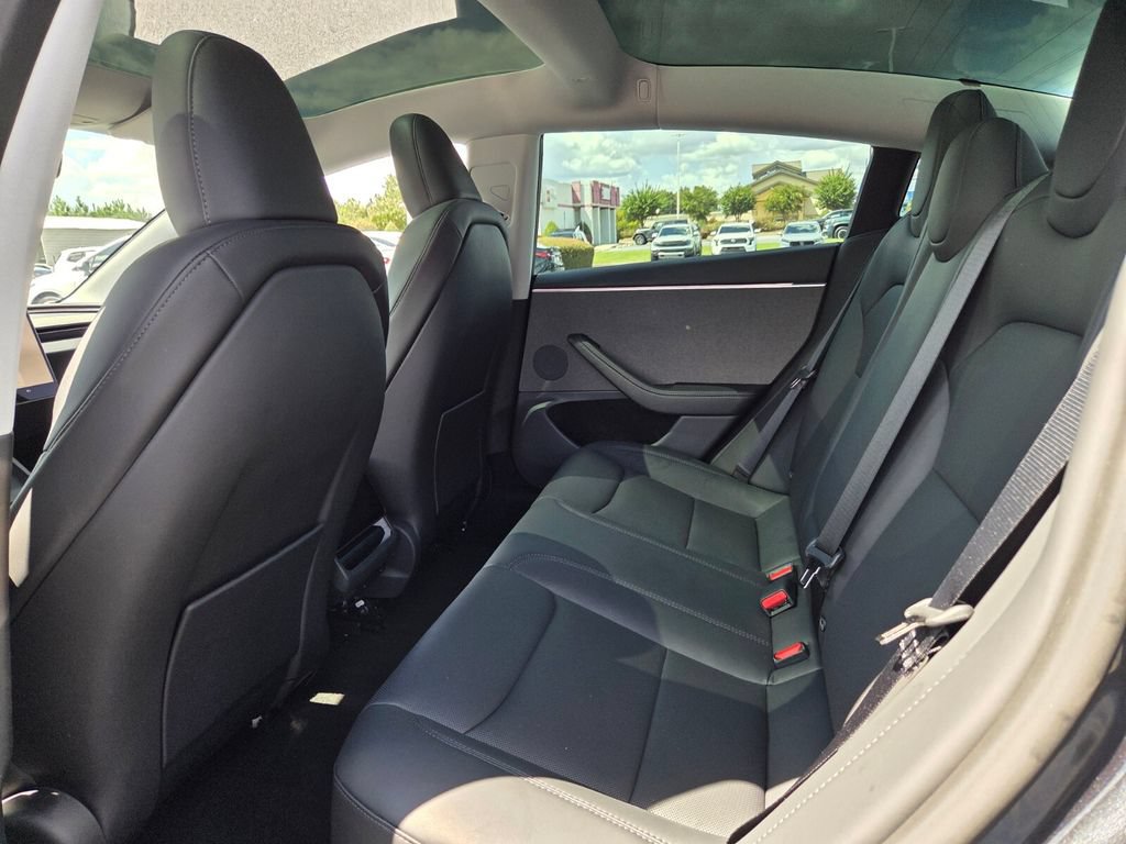 Used 2025 Tesla Model 3 RWD image 6
