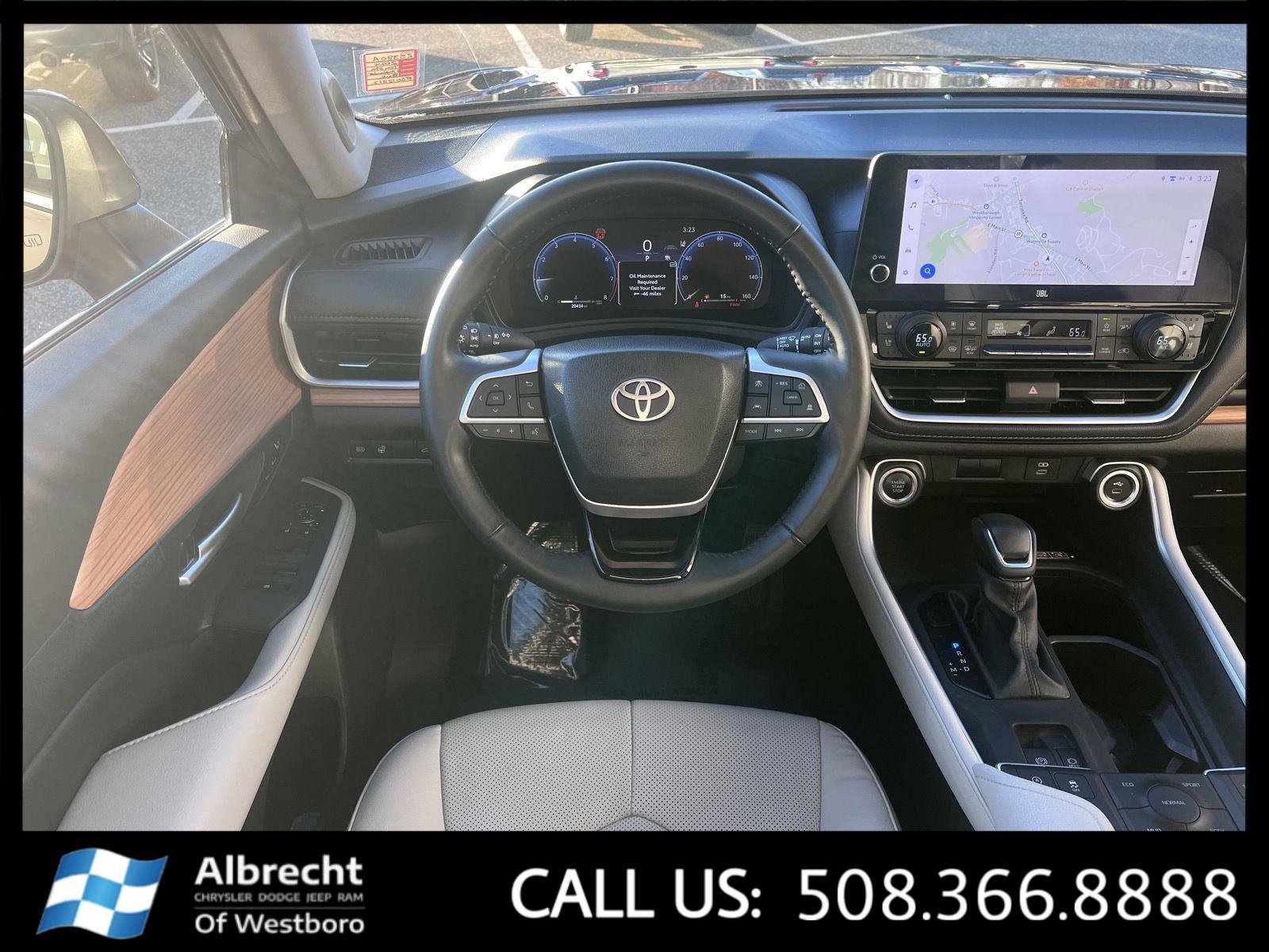 Used 2024 Toyota Grand Highlander Limited image 27