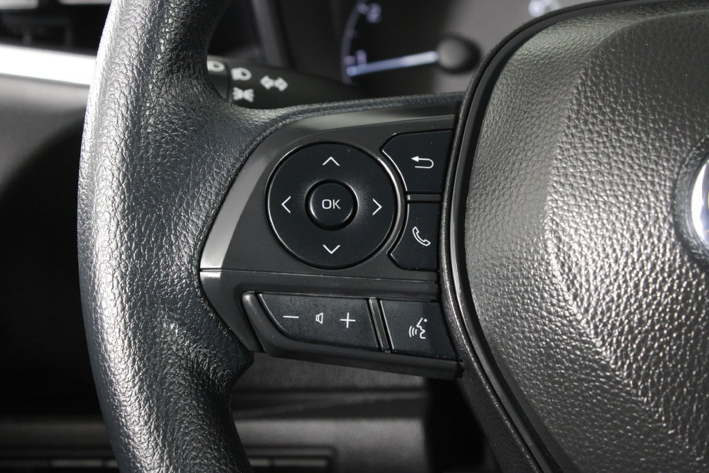 Used 2025 Toyota Corolla LE w/ Convenience Package FWD image 24