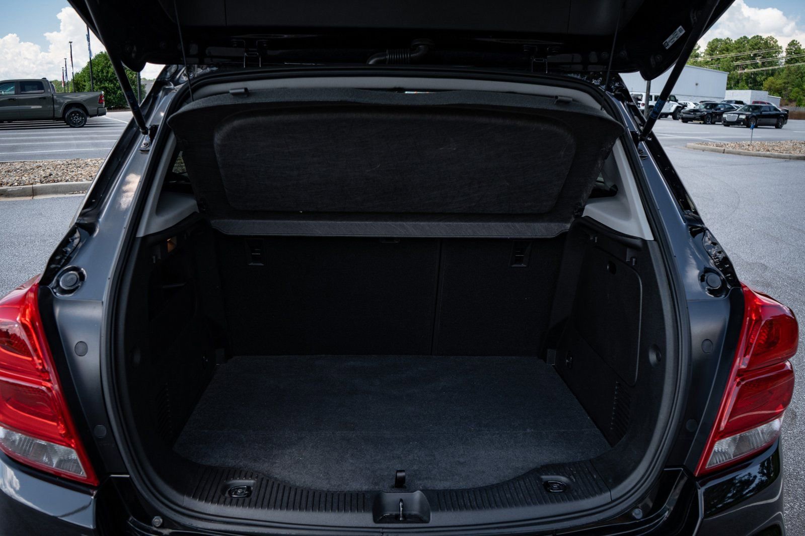 Used 2020 Chevrolet Trax Premier image 9