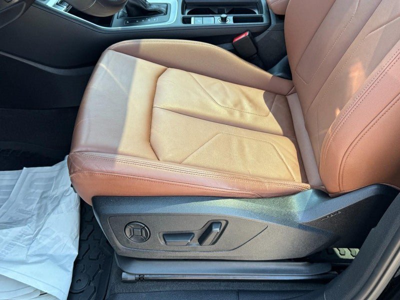 Used 2020 Audi Q3 2.0T Premium AWD/4WD image 22