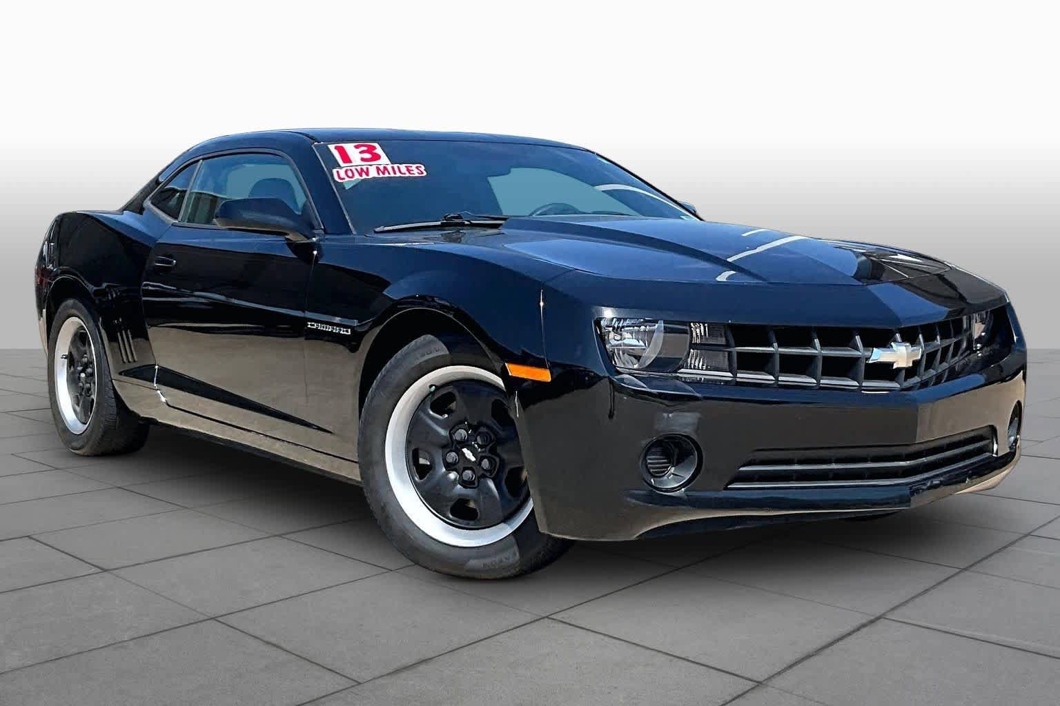 Used 2013 Chevrolet Camaro LS RWD image 2