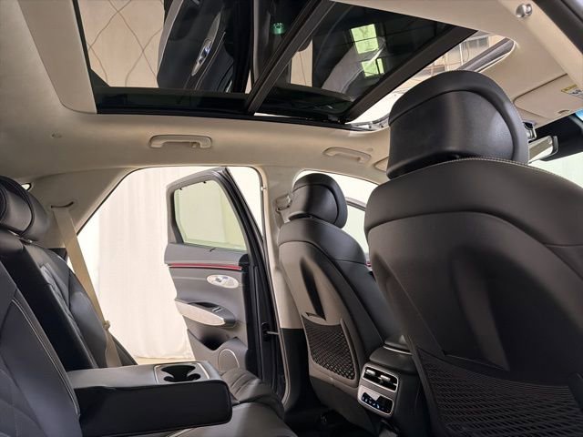Used 2026 Genesis Electrified GV70 Prestige image 26