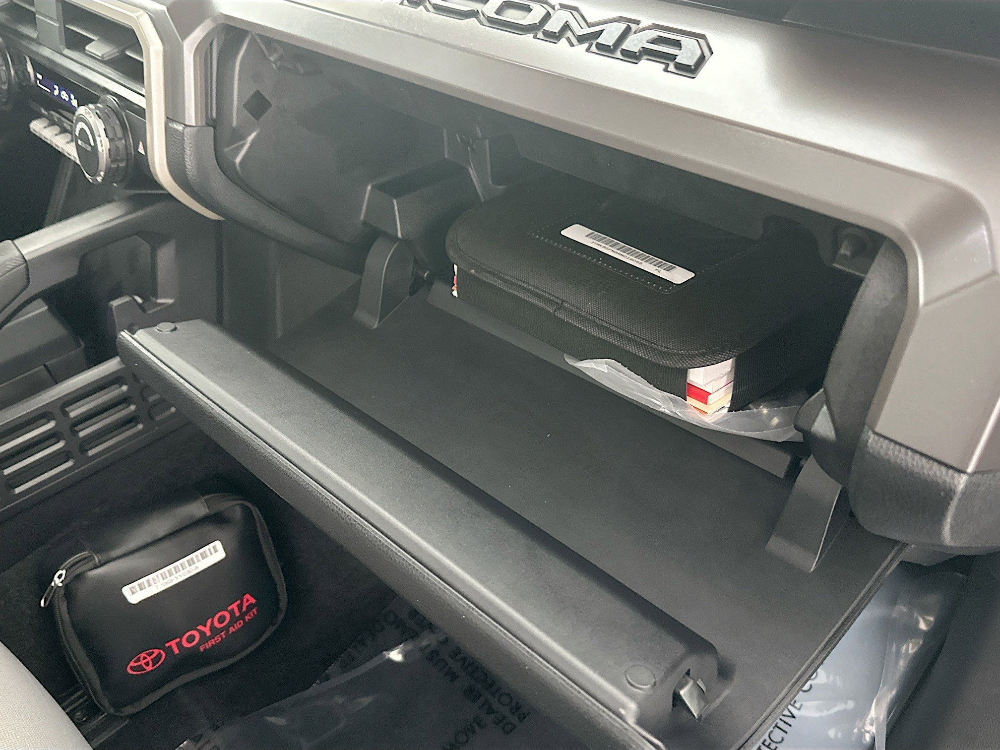 Used 2024 Toyota Tacoma SR5 image 32