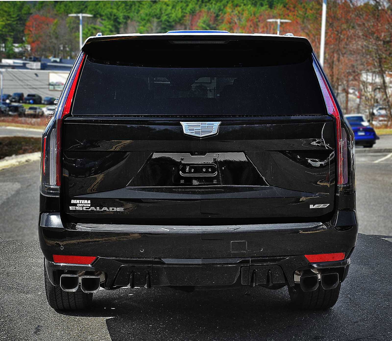 Used 2024 Cadillac Escalade ESV V image 8