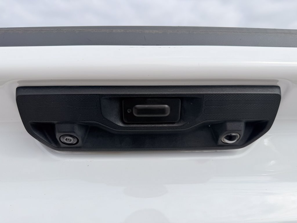 Used 2024 Chevrolet Silverado 1500 LTZ AWD/4WD image 24