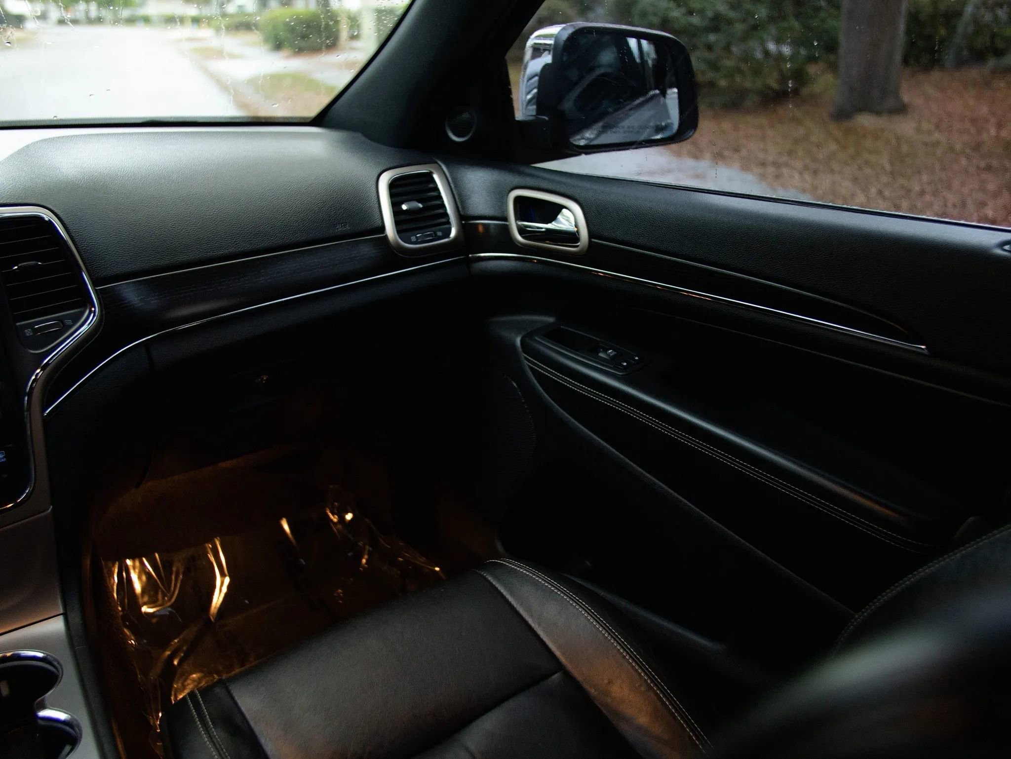 Used 2014 Jeep Grand Cherokee Limited image 35