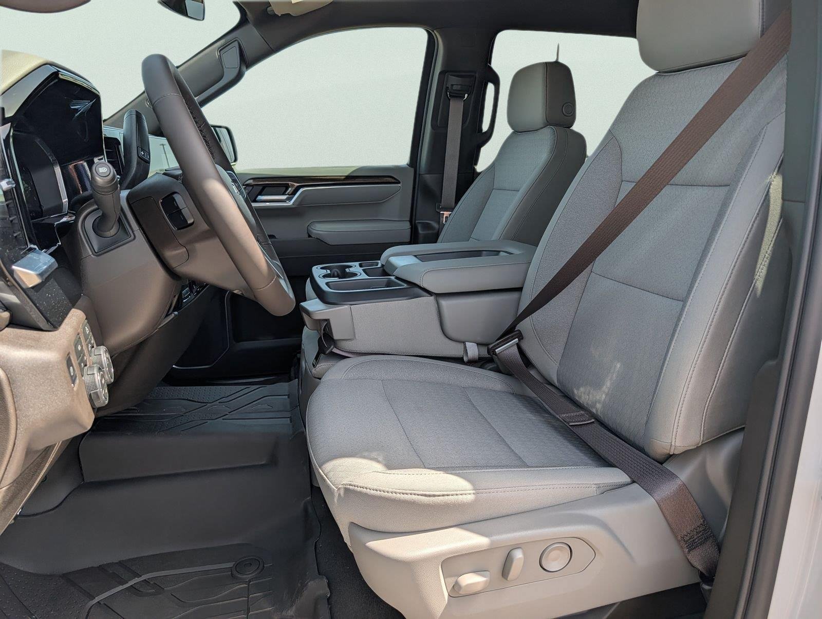 New 2026 Chevrolet Silverado 1500 LT w/ Z71 Off-Road Package AWD/4WD image 8