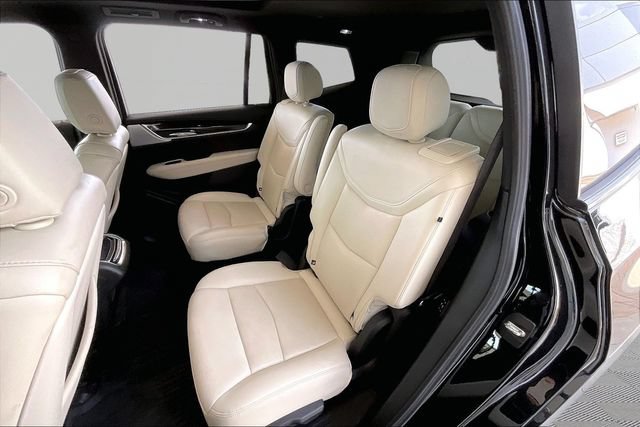Certified 2024 Cadillac XT6 Sport w/ Technology Package AWD/4WD image 16