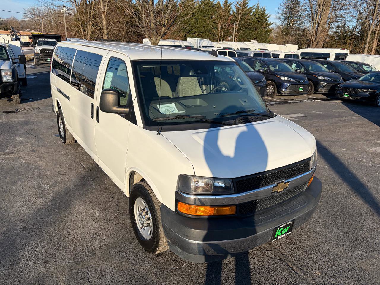 Used 2021 Chevrolet Express 3500 LT w/ LT Preferred Equipment Group image 5